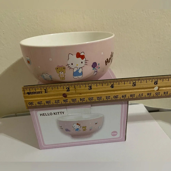 Hello Kitty Dessert/Snack Ceramic Bowl - Picture 7 of 9